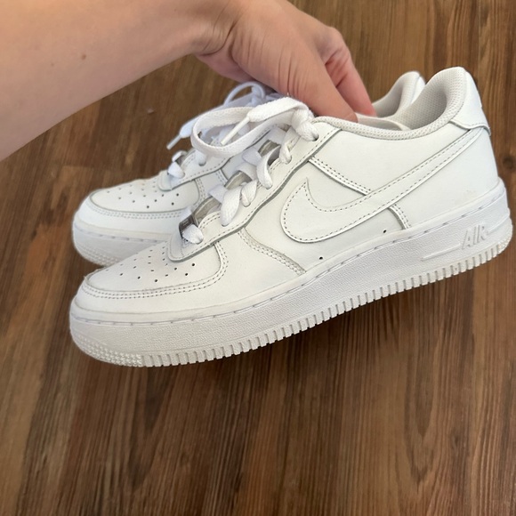 Nike Air Force 1 - Picture 3 of 7